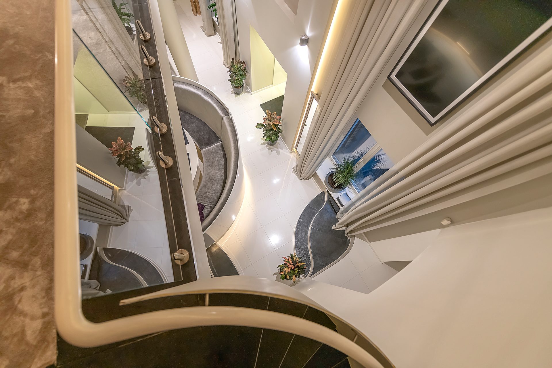Hallway and architectural curves